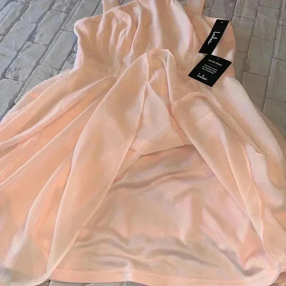 NEW LULU’s Peach dress size  medium - Picture 5 of 5
